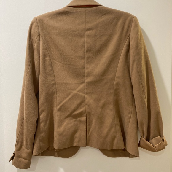 Camel blazer, size 10 - Picture 9 of 9